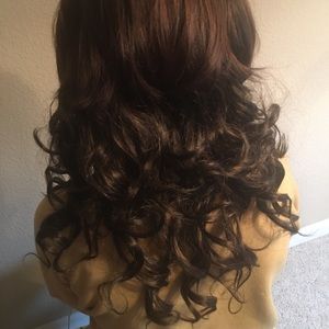 Jessica Simpson 22” clip in wavy extension